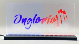 Enseigne lumineuse LED « Onglerie » Basic+